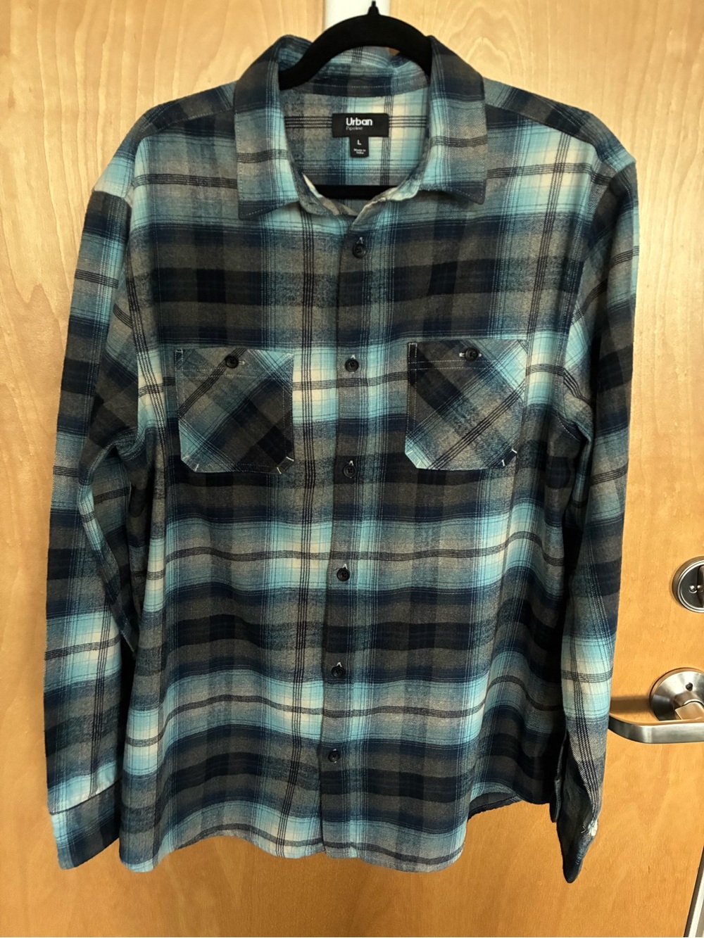 urban pipeline Blue & gray Plaid Flannel Shirt. Size Large